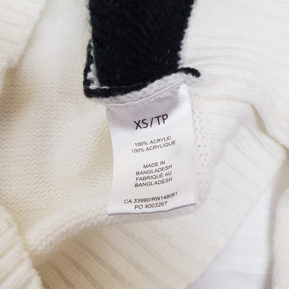 Suicide Squad Sweater | Harley Quinn - Picture 9 of 9